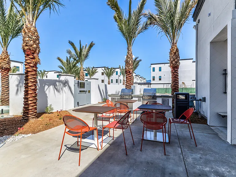 The Standard Redlands — Photo 15