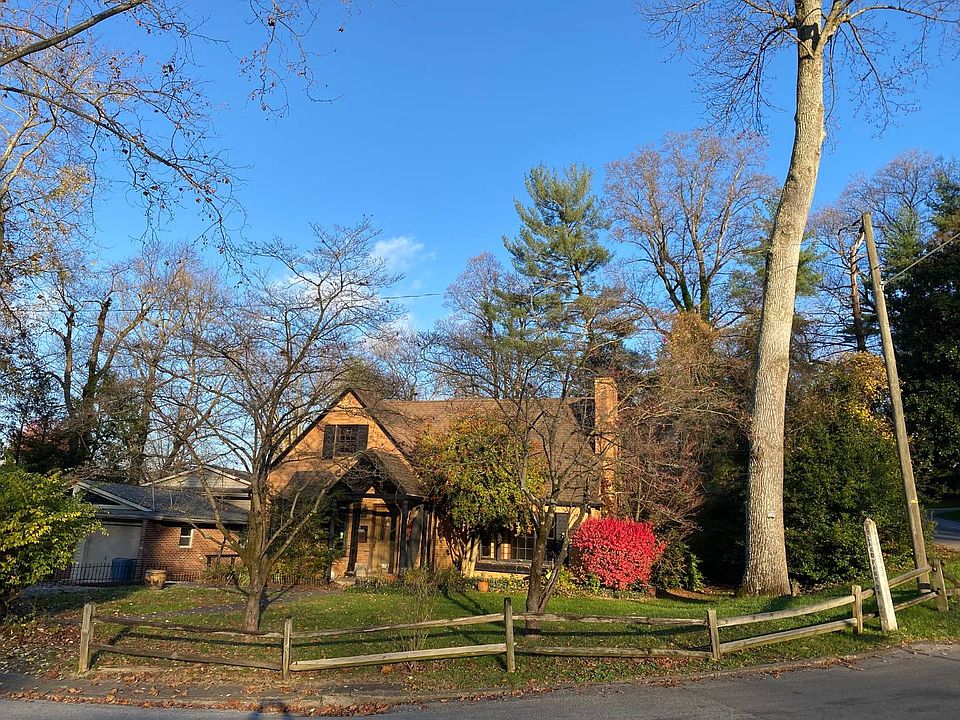 2nd image of 138 Fairfax Dr