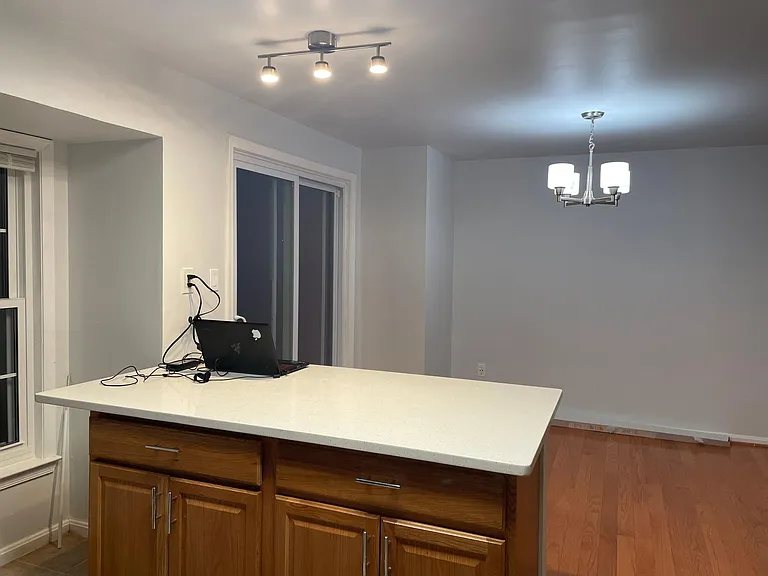10513 Smithy Ct — Photo 8