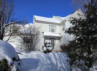 51 Hansom Rd, Basking Ridge, NJ 07920