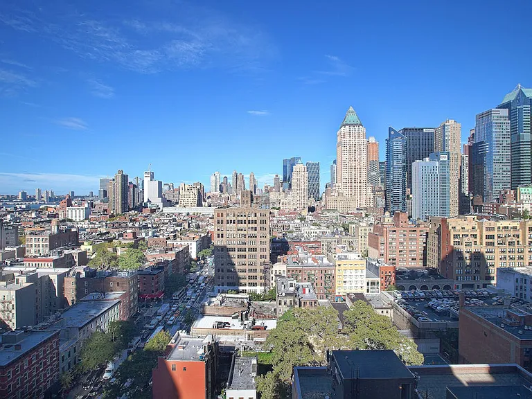 360 W 43rd St #S18F — Photo 5