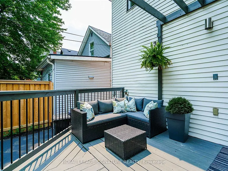27 Coleridge Ave #UPPER — Photo 23