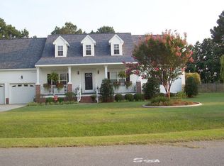 201 W Raintree Ln, Goldsboro, NC 27534