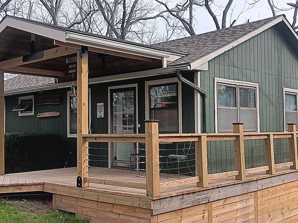 321 W Sugar Lake Dr, Mound City, KS 66056