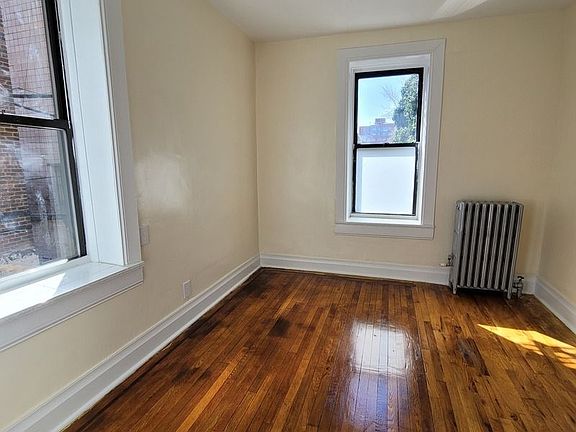 5th image of 436 New York Ave APT A5