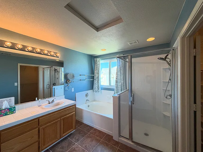 720 Legends Pl — Photo 22