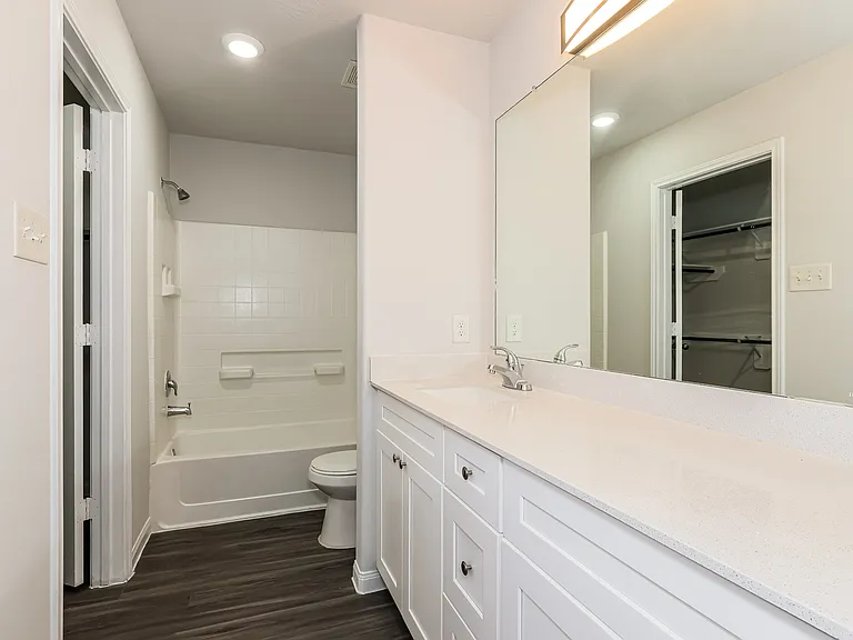 2438 Gibbs Bend Ct — Photo 23