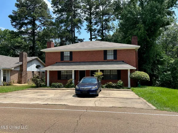 299-301 Peach Orchard Rd, Ridgeland, MS 39157