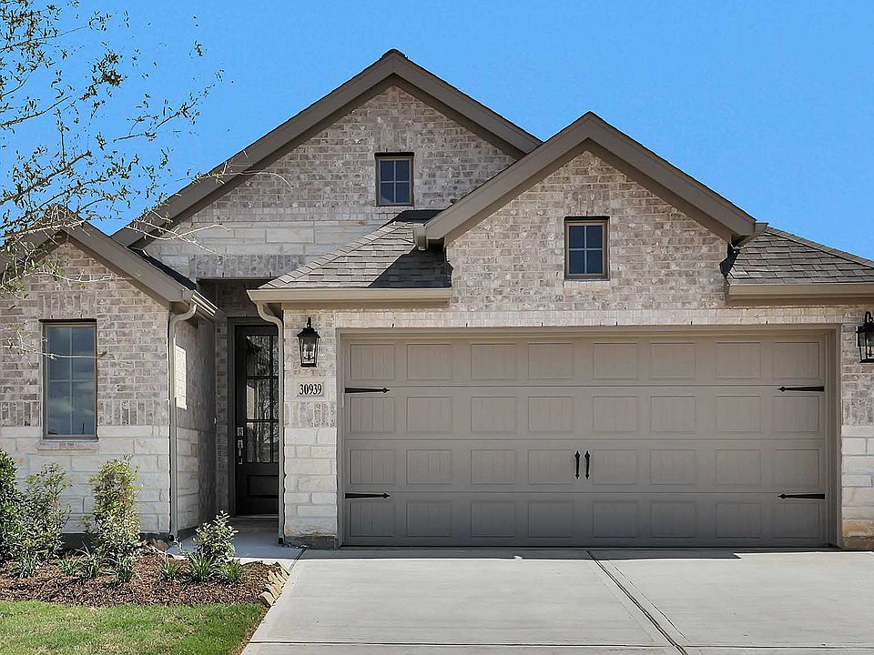 1st image of 30939 Breezy Way
