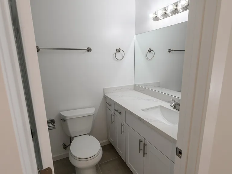 1501 Ralston Apartments — Photo 12