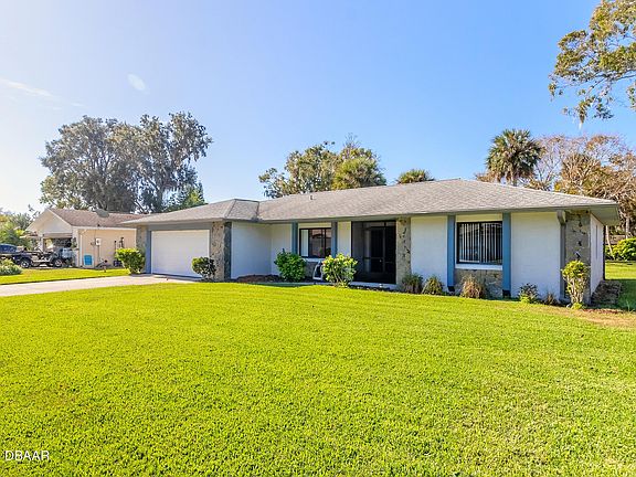3rd image of 3442 Country Manor Dr