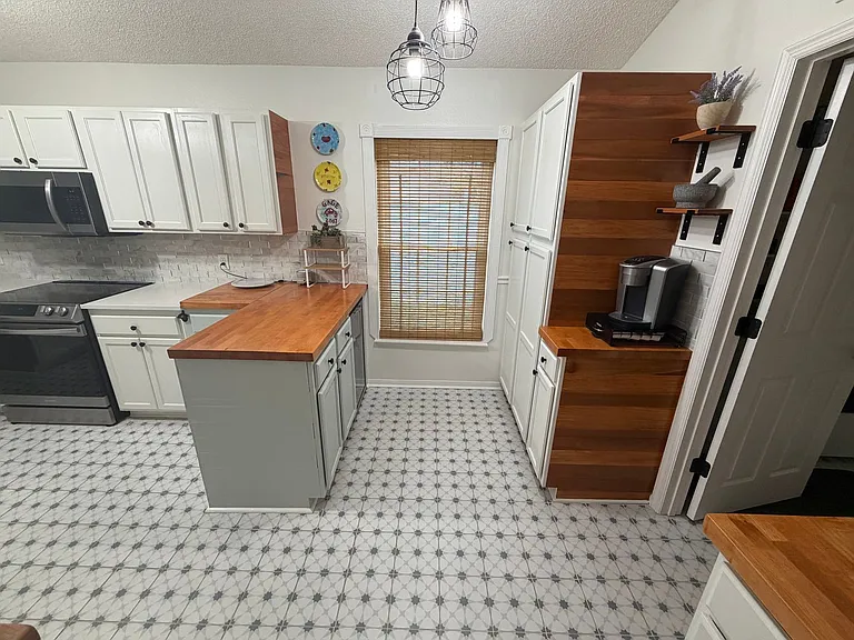 11058 Miata Ct — Photo 13