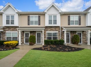 35 Weatherby Ln, Central Islip, NY