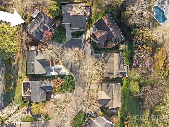 5th image of 7327 Carrbridge Ln