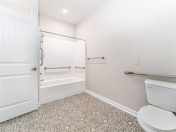 3rd image of 1716 Sherwood St #2D