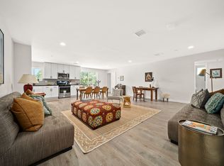 14207 Gilmore St #1/2, Van Nuys, CA 91401