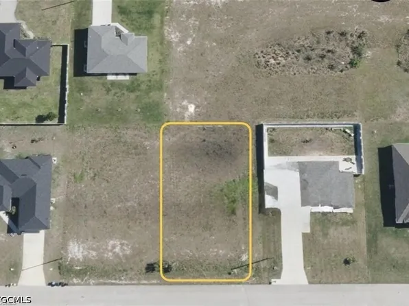 4021 NW 36th Pl, Cape Coral, FL 33993