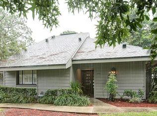 806 Old Mill Pond Rd, Palm Harbor, FL 34683