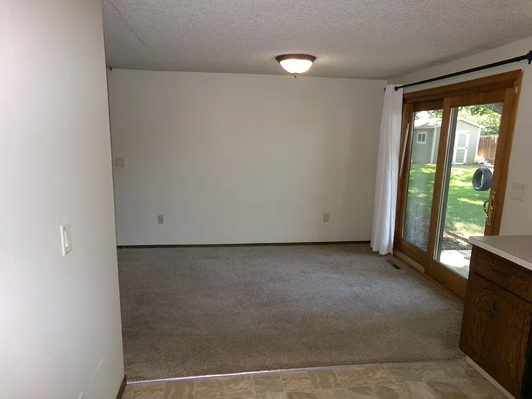 928 Silver Leaf Pl — Photo 11
