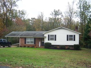 111 Ridgeway Rd, Gaffney, SC 29340