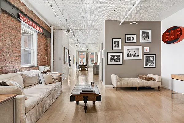 Sold by Compass | media 1