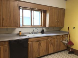 180 S Walker St, Adams, WI 53910