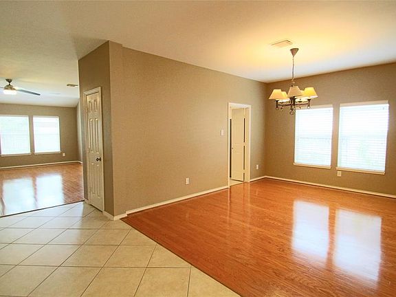 4th image of 13115 Avalange Ct