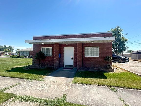 2nd image of 434 W Idaho Ave