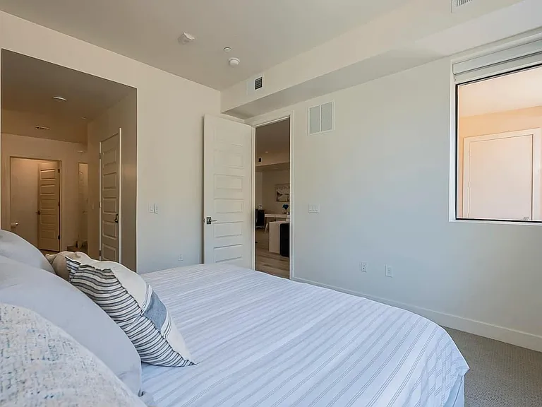 7300 E Earll Dr #2019 — Photo 12