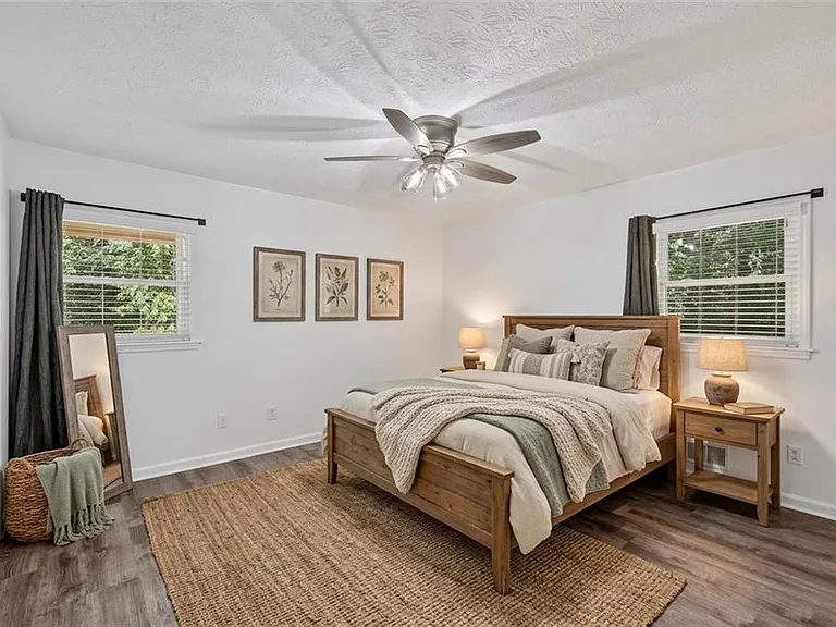 1714 S Johnson Ferry Rd NE — Photo 23