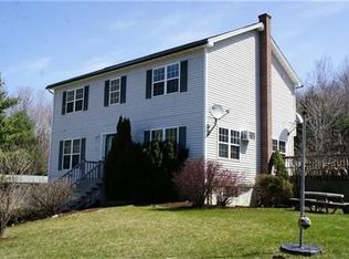 28 Stein Dr, Georgia, VT 05468