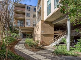 300 N Civic Dr APT 408, Walnut Creek, CA 94596