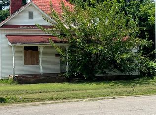 401 Dover Ave, Sheffield, AL 35660