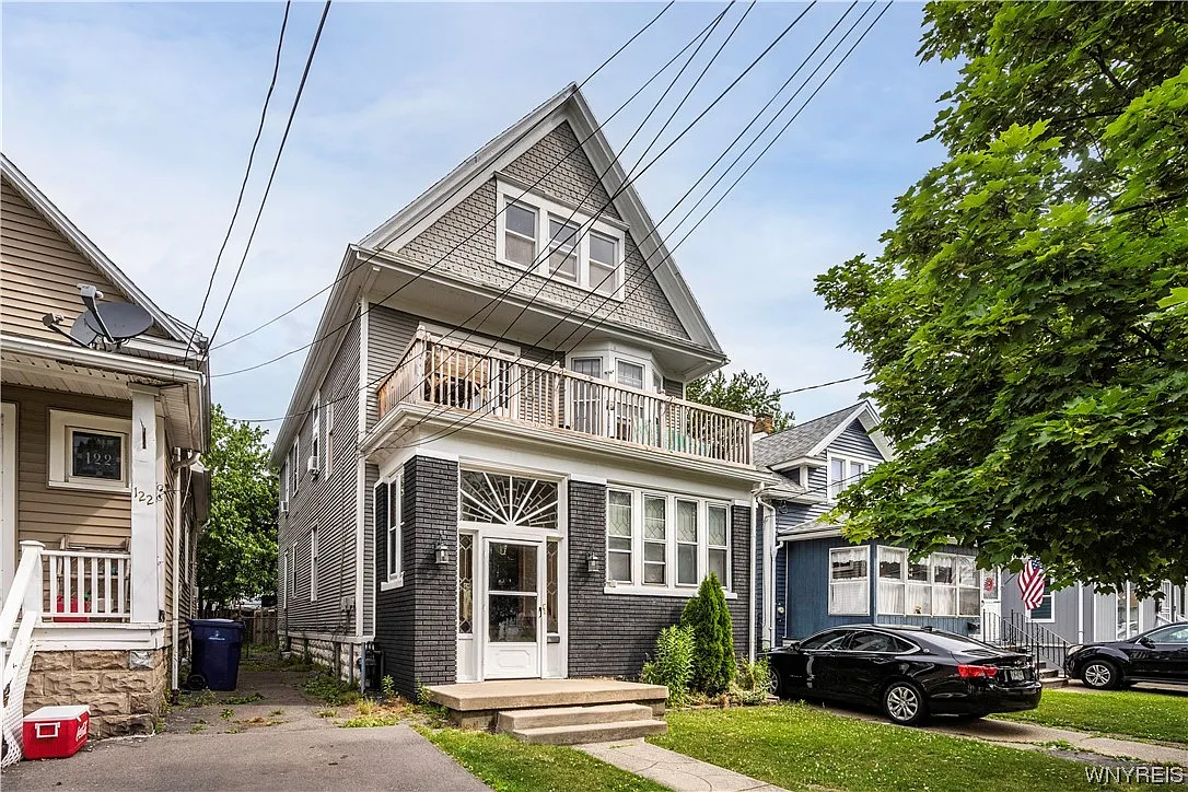124 Pries Ave photo 1