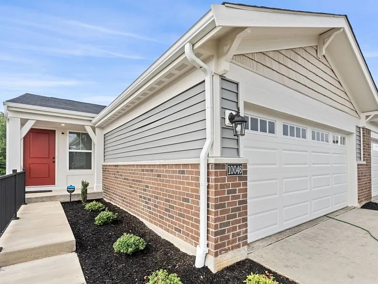 10046 Windcrest Farms Ln — Photo 8