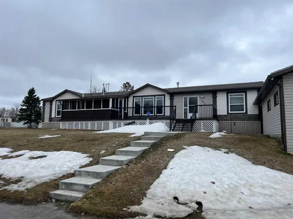 812 N Five A St, Fox Creek, AB T0H 1P0