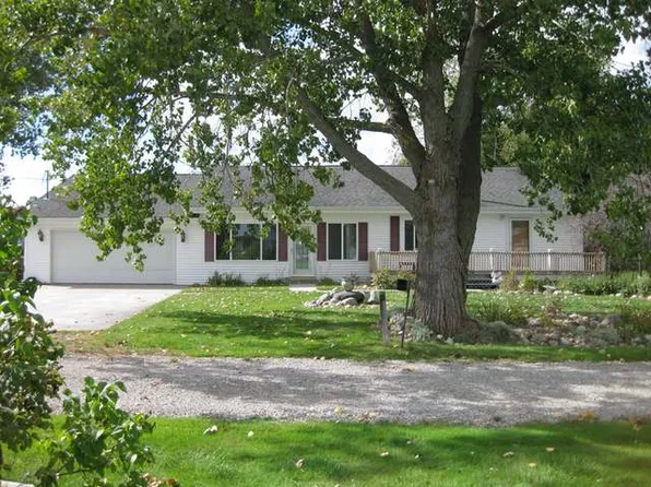 4552 Lake Superior Dr, Standish, MI 48658