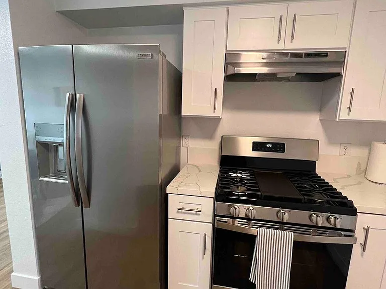 173 N Kalorama St — Photo 6
