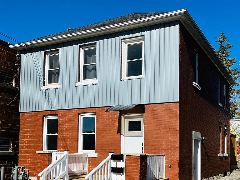 14 Albert St #LOW — Photo 1