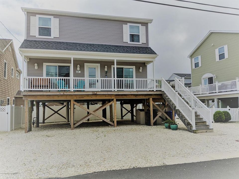 1st image of 415 Coolidge Ave #A