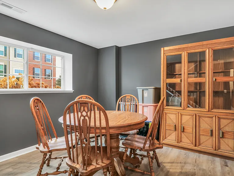 214 Lionel Dr — Photo 22