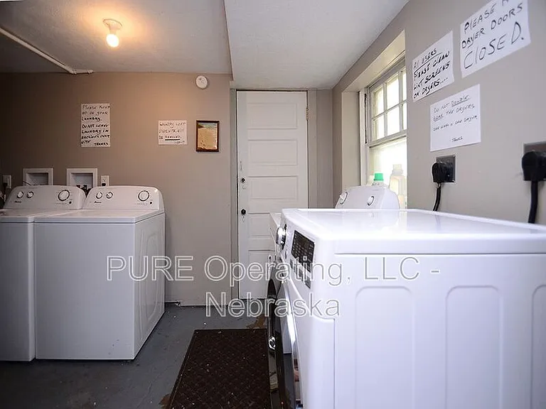 406 N 49th St #5 — Photo 17