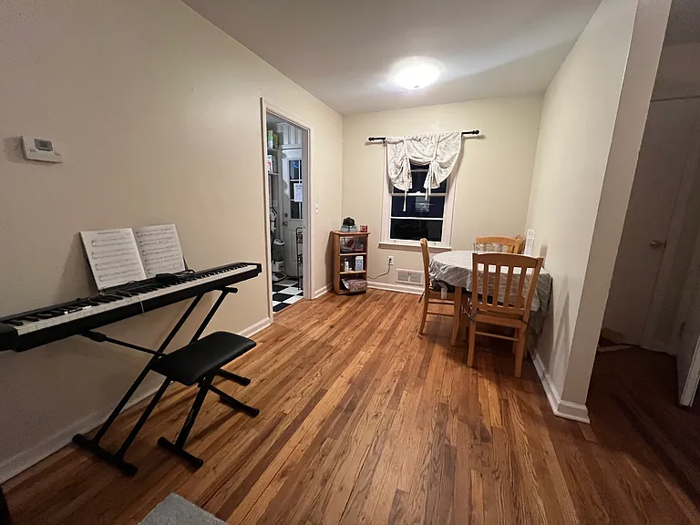 240 Habersham Dr — Photo 12
