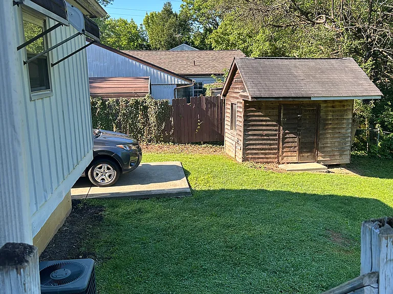 Shed