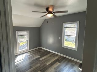 1209 S 6th St, Atchison, KS 66002