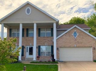 775 Summer Top Cir, Fenton, MO