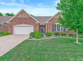 6280 Burgin Dr, Whitestown, IN 46075