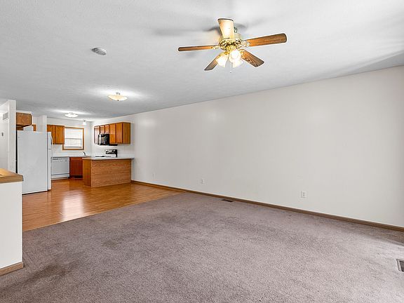 4th image of 7223-7229 Silverthorn Dr