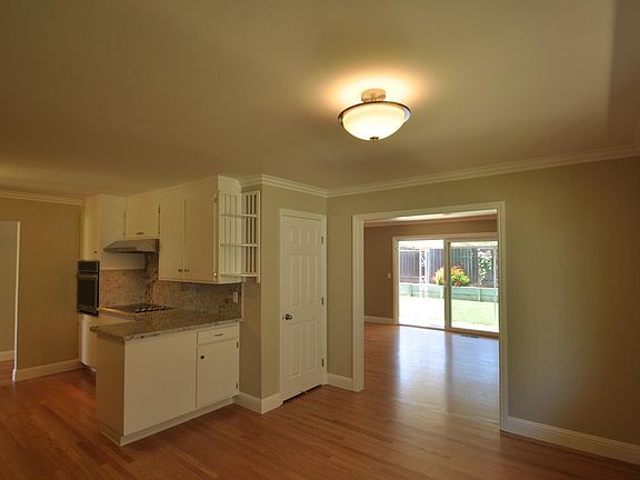 4th image of 1531 Mallard Way