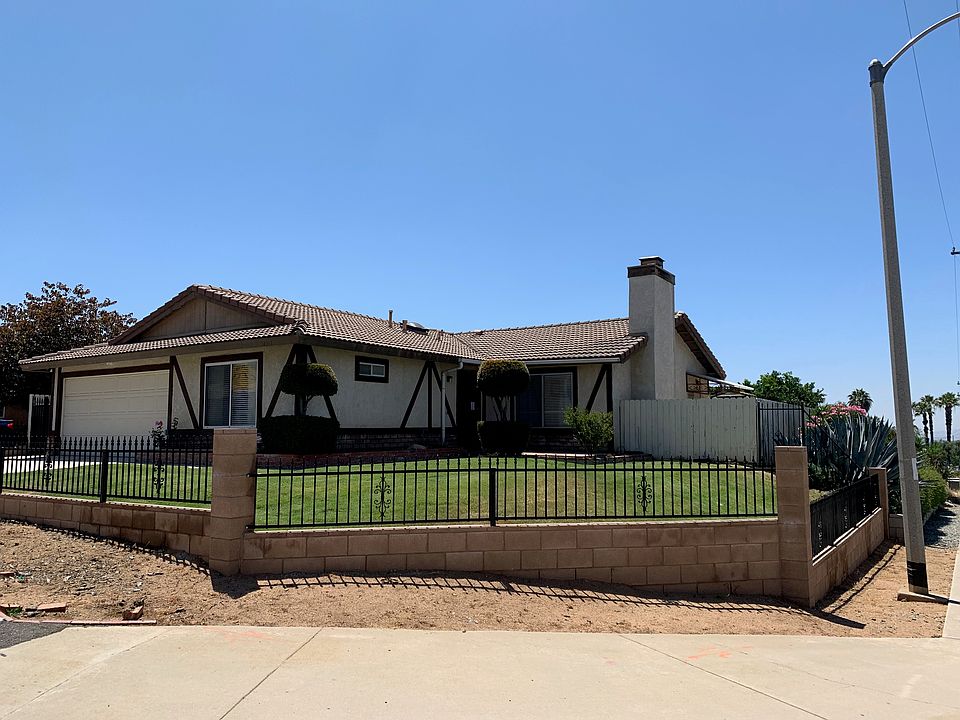 24761 Metric Dr. Front